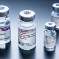 Tiêm trộn vắc xin: AZ - Pfizer có là sự kết hợp tốt nhất?